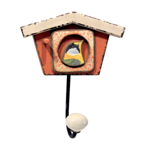 Decorative Birdhouse Hook: A wooden birdhouse in orange or green, featuring a cute yellow bird inside. Size: 20cm x 17cm x 7cm.